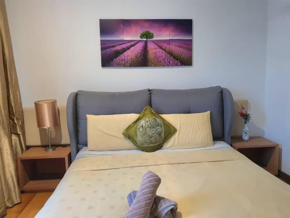 Apartment Regalia Klcc View Rooftop Infinity Pool By Angkasa Homes