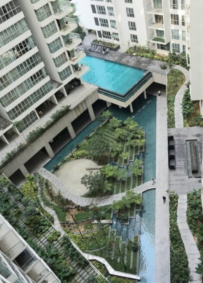 Regalia Klcc View Rooftop Infinity Pool By Angkasa Homes Apartment