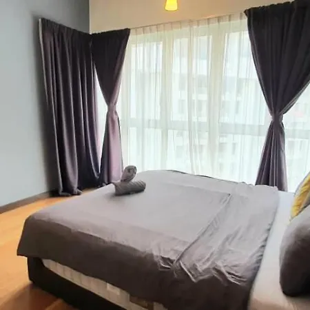 Regalia Suites Klcc View Rooftop Infinity Pool By Angkasa Homes Kuala Lumpur Exterior photo